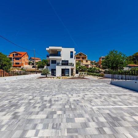 Casa Mia Apartments With Parking Задар Экстерьер фото