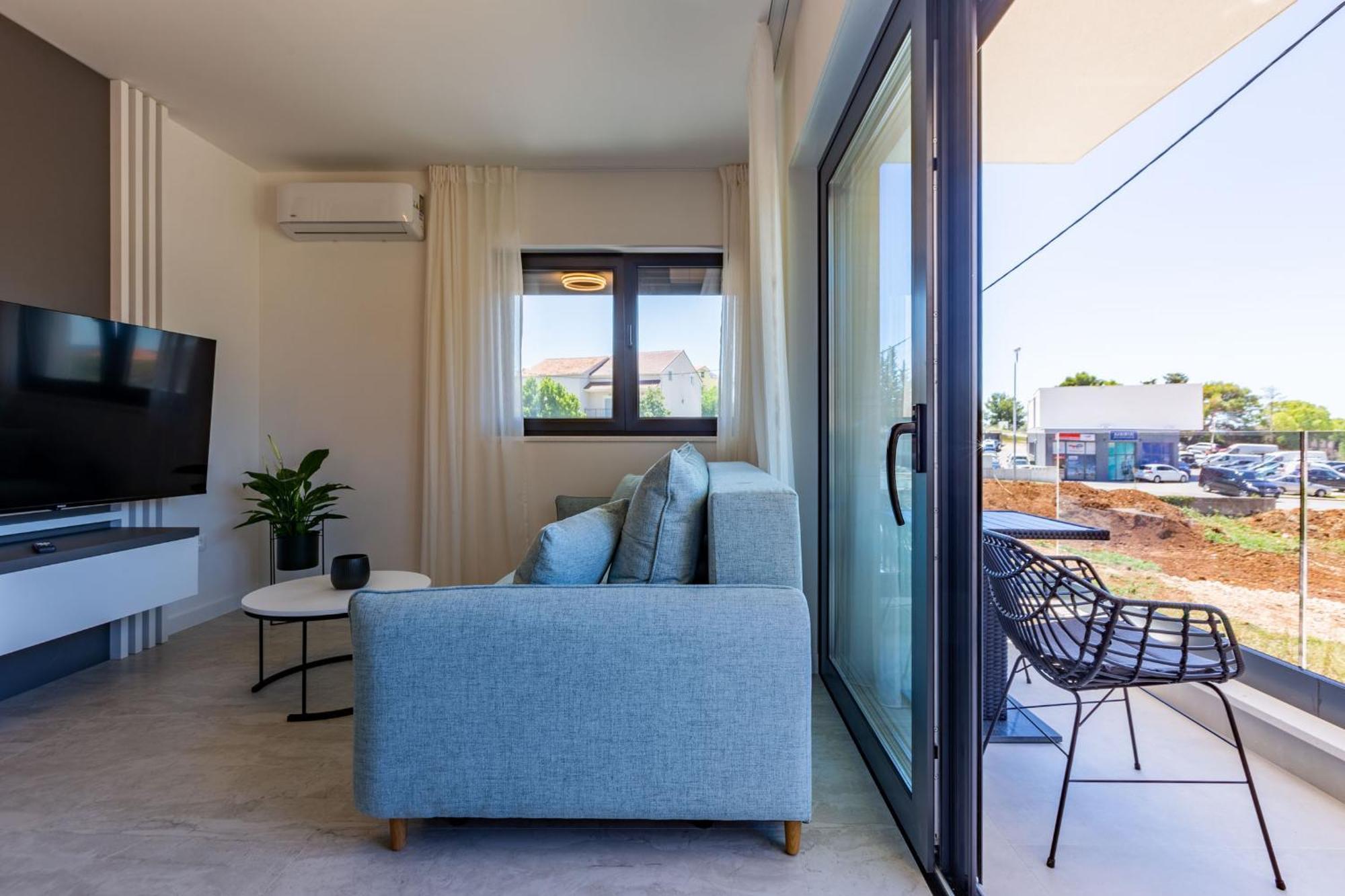 Casa Mia Apartments With Parking Задар Экстерьер фото